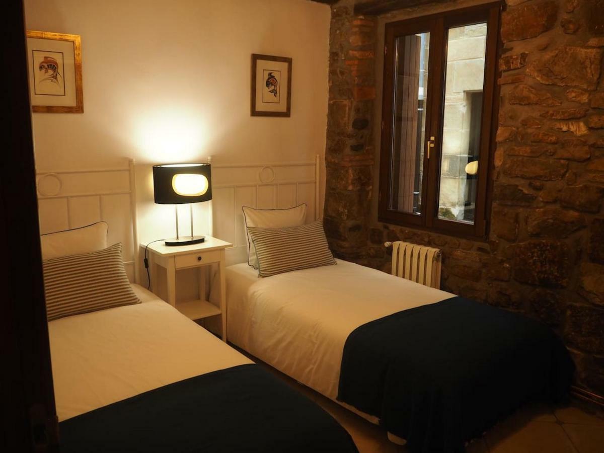 Piso Con Encanto En La Parte Vieja. Apartment Hondarribia